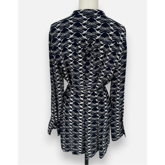 Chico’s Bird Geo Long Sleeve Tunic NWT 2 - Picture 6 of 11